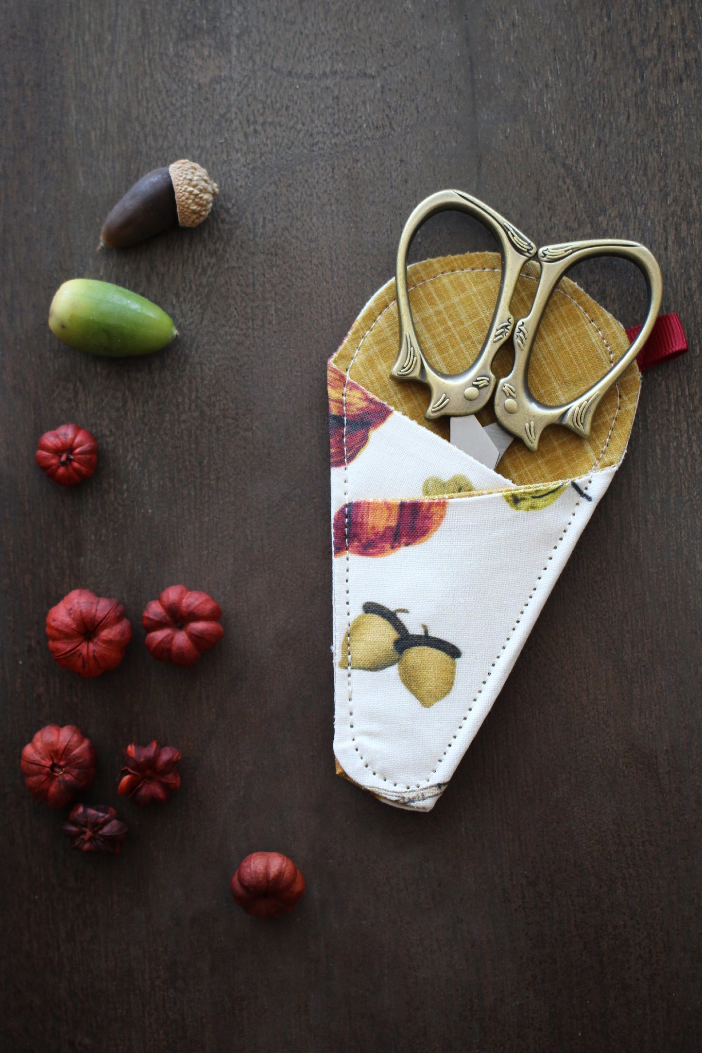 Autumn Harvest Scissor Sleeve