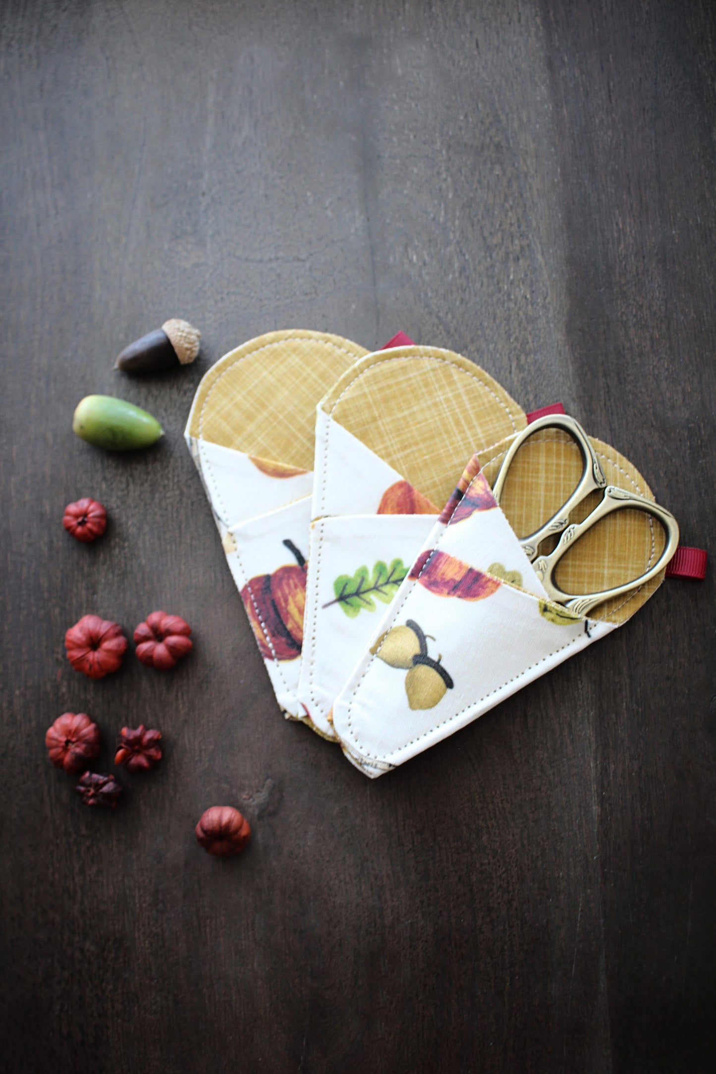Autumn Harvest Scissor Sleeve
