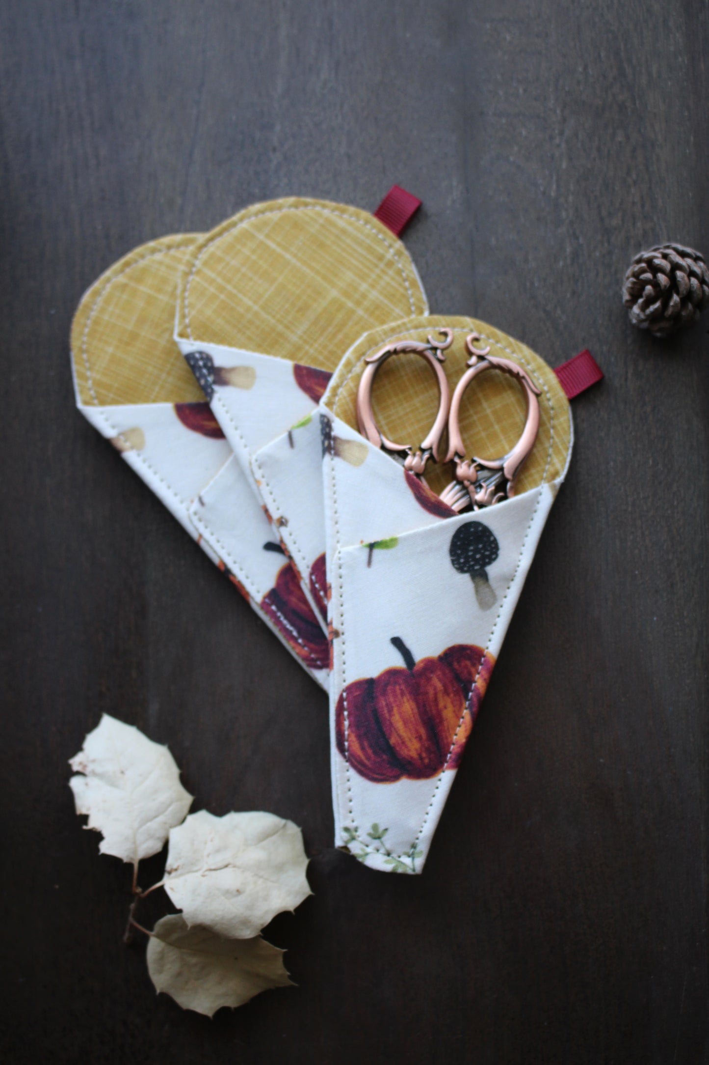 Autumn Harvest Scissor Sleeve