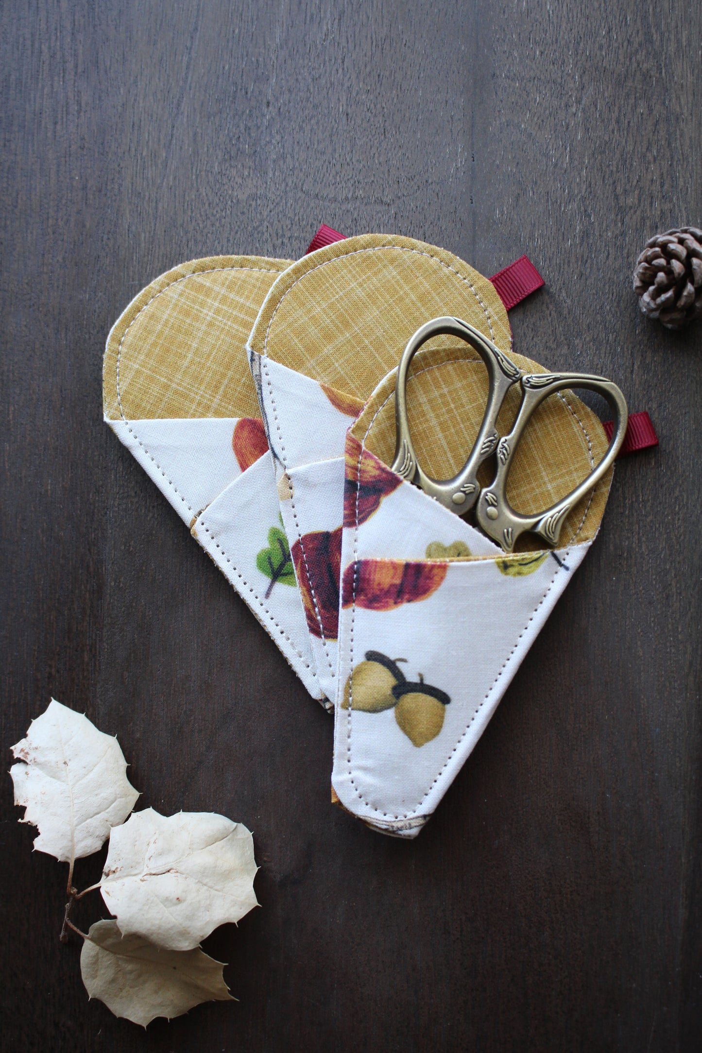 Autumn Harvest Scissor Sleeve
