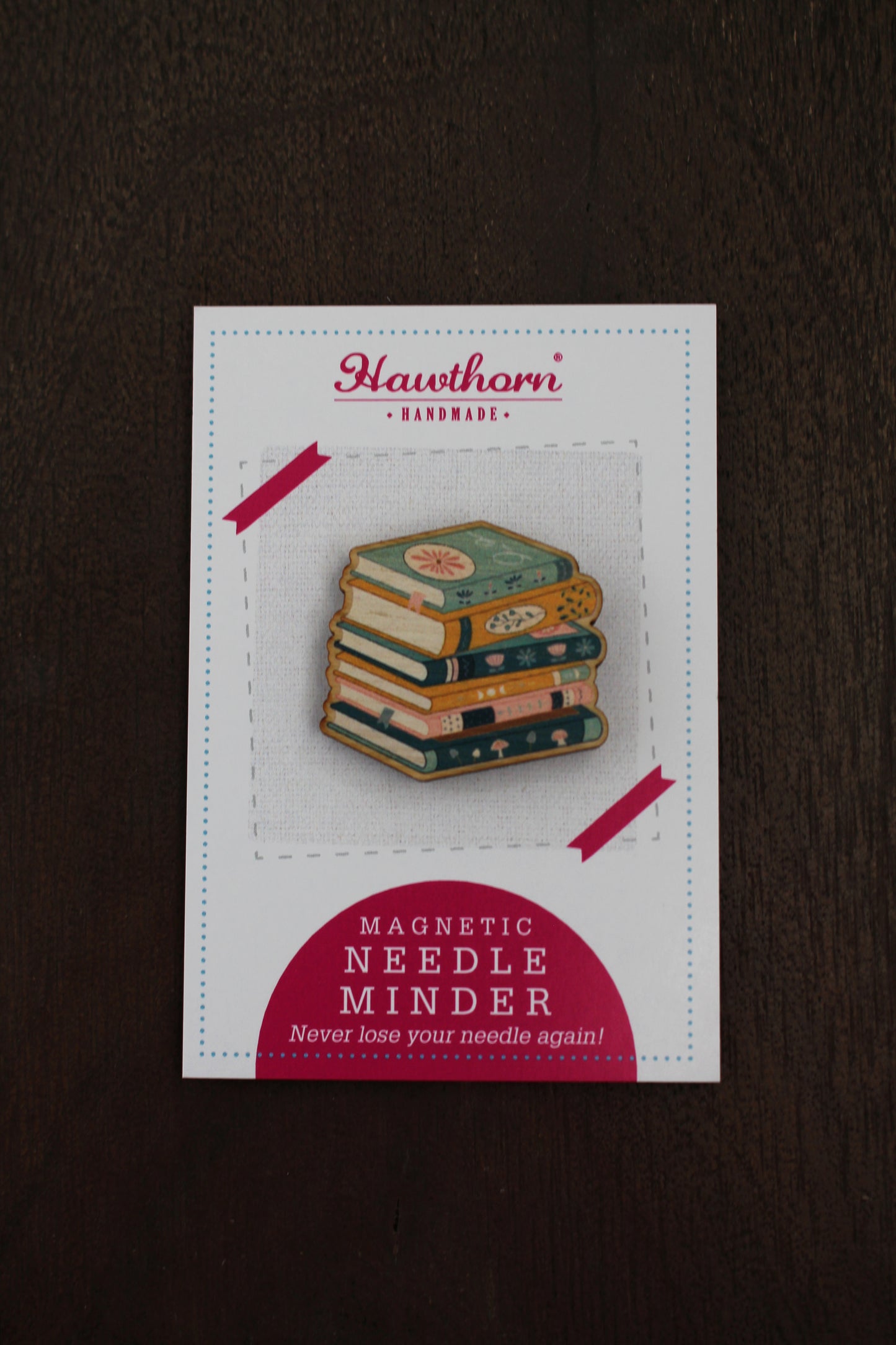 Book Lovers Needle Minder