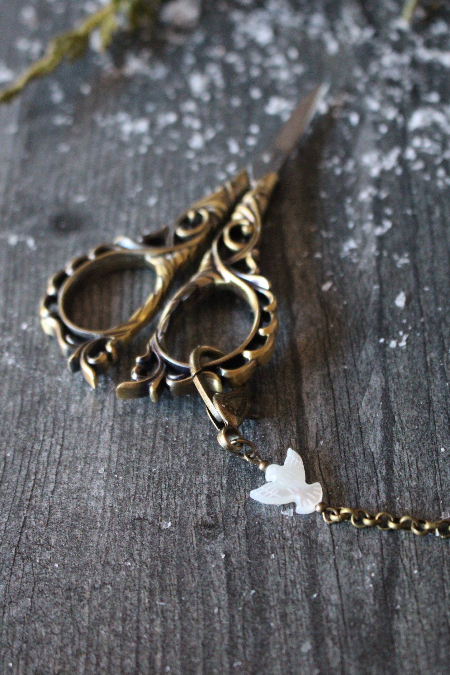 Winter Dove Scissor Chain