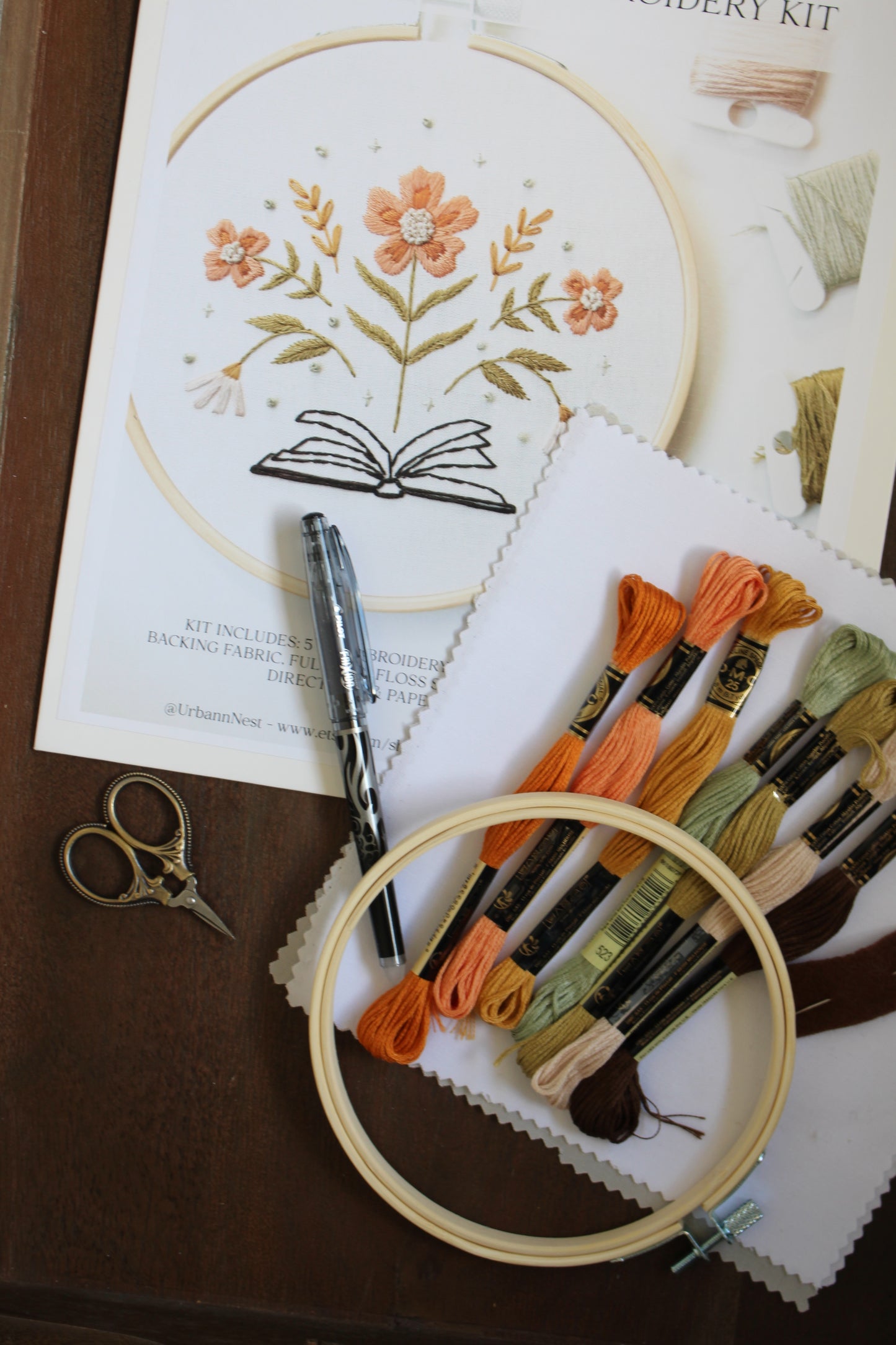 Book Lovers Embroidery Kit