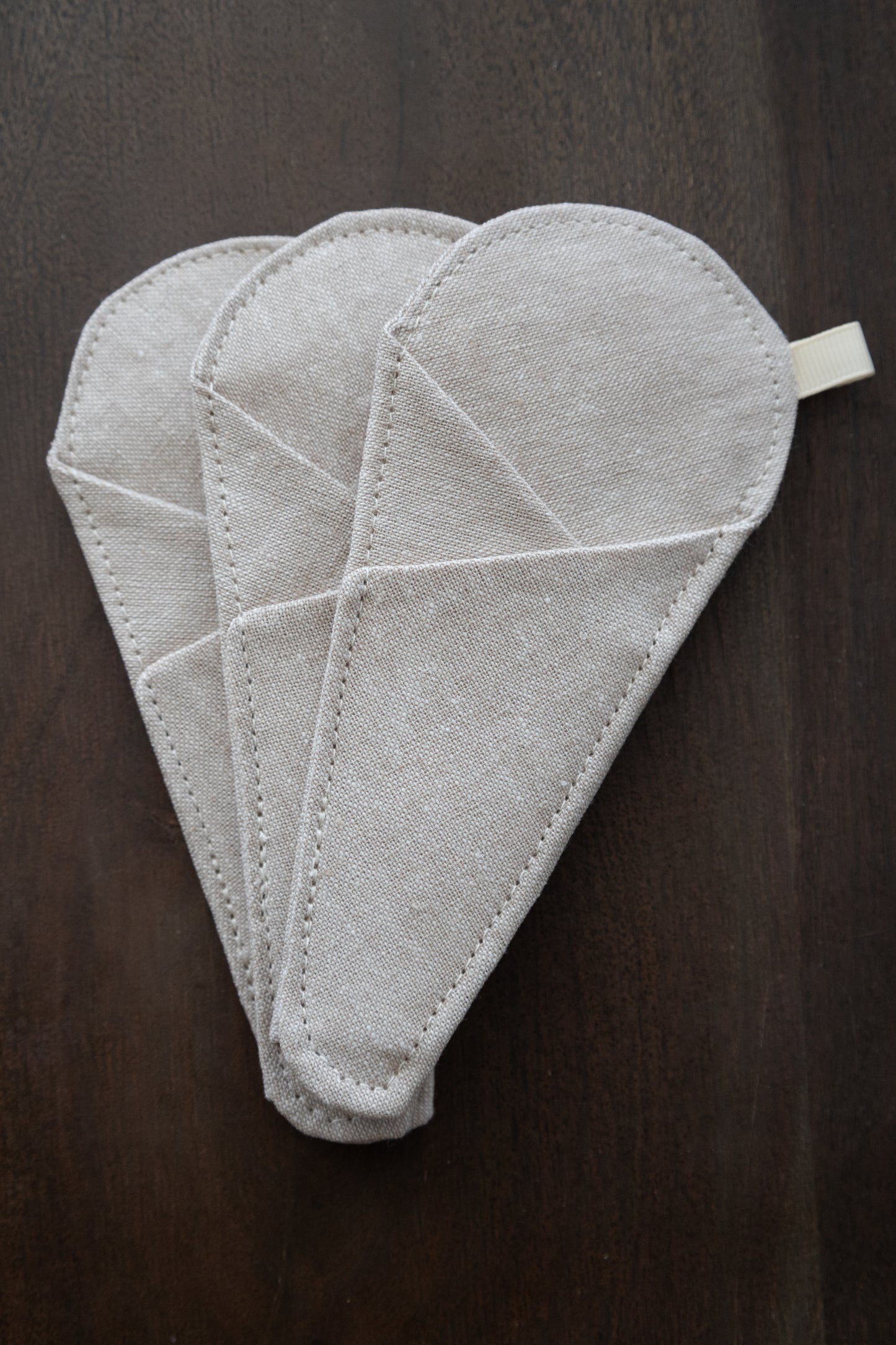 Linen Scissor Sleeve