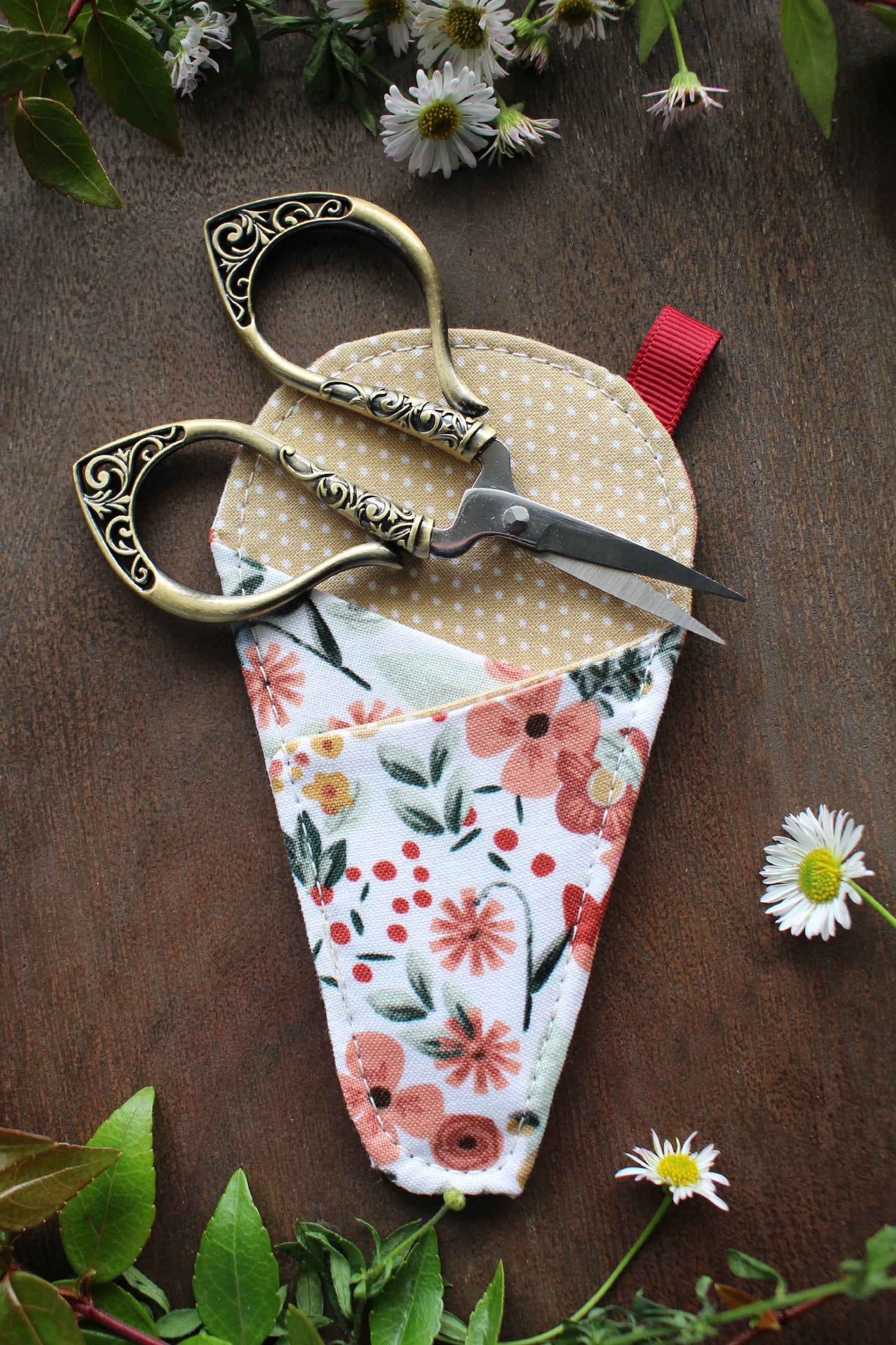 Secret Garden Embroidery Scissors