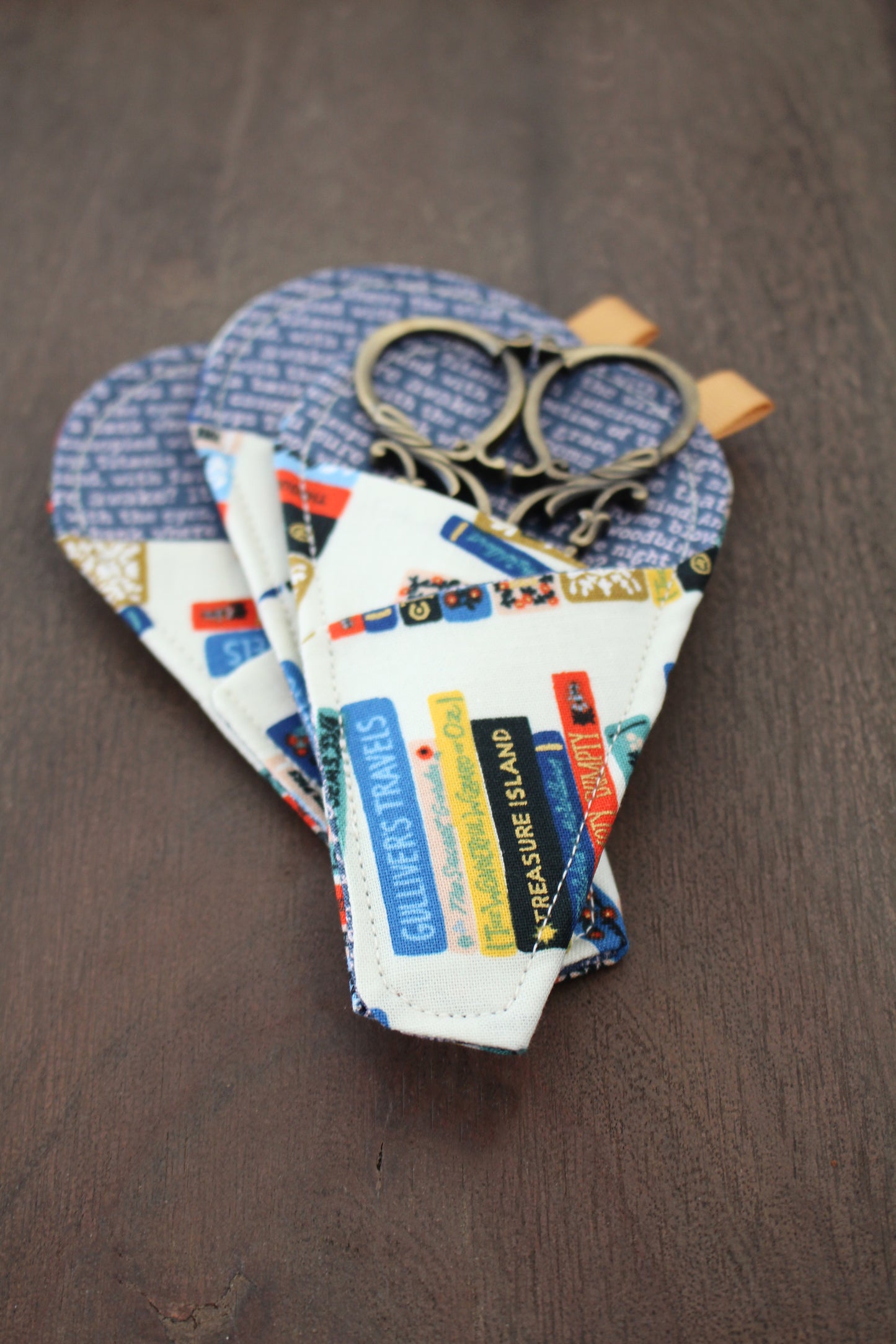 Storybook Scissor Sleeve