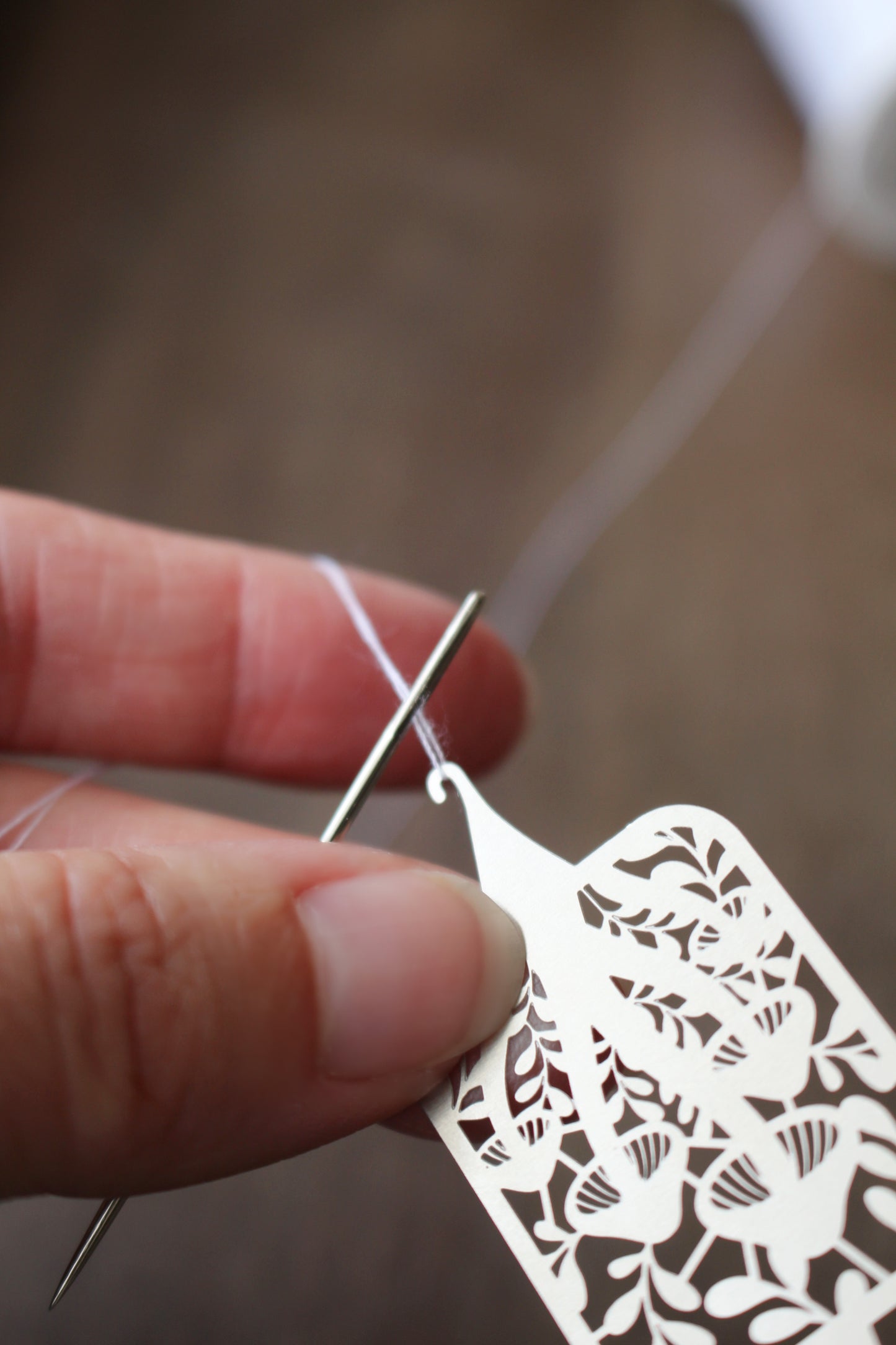 Toadstool Needle Threader