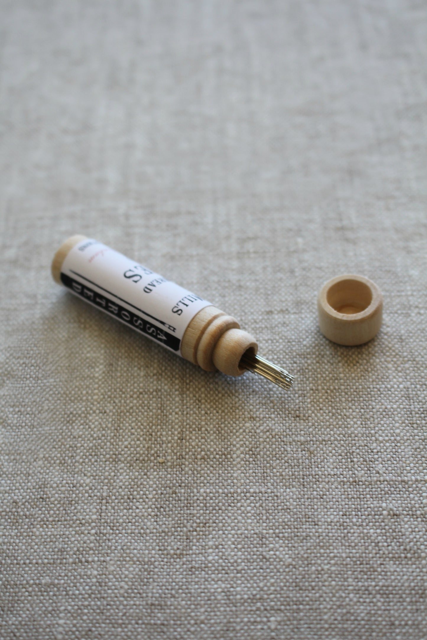 Easy Thread Needle Set
