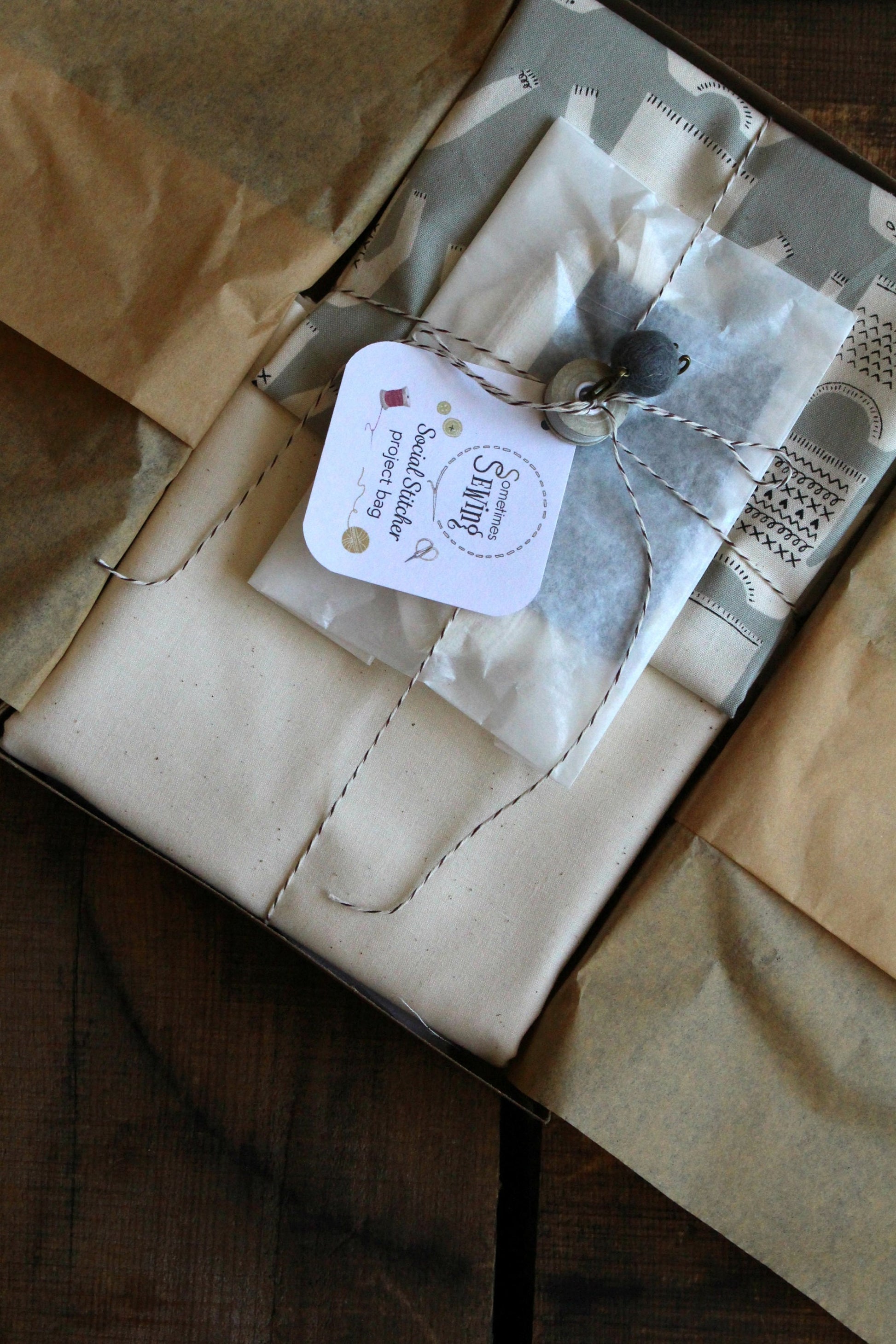 Zippered Pouch Sewing Kit • Social Stitcher Project Bag Sewing KIT • Gift for Sewists // Gift for Mom or Grandma