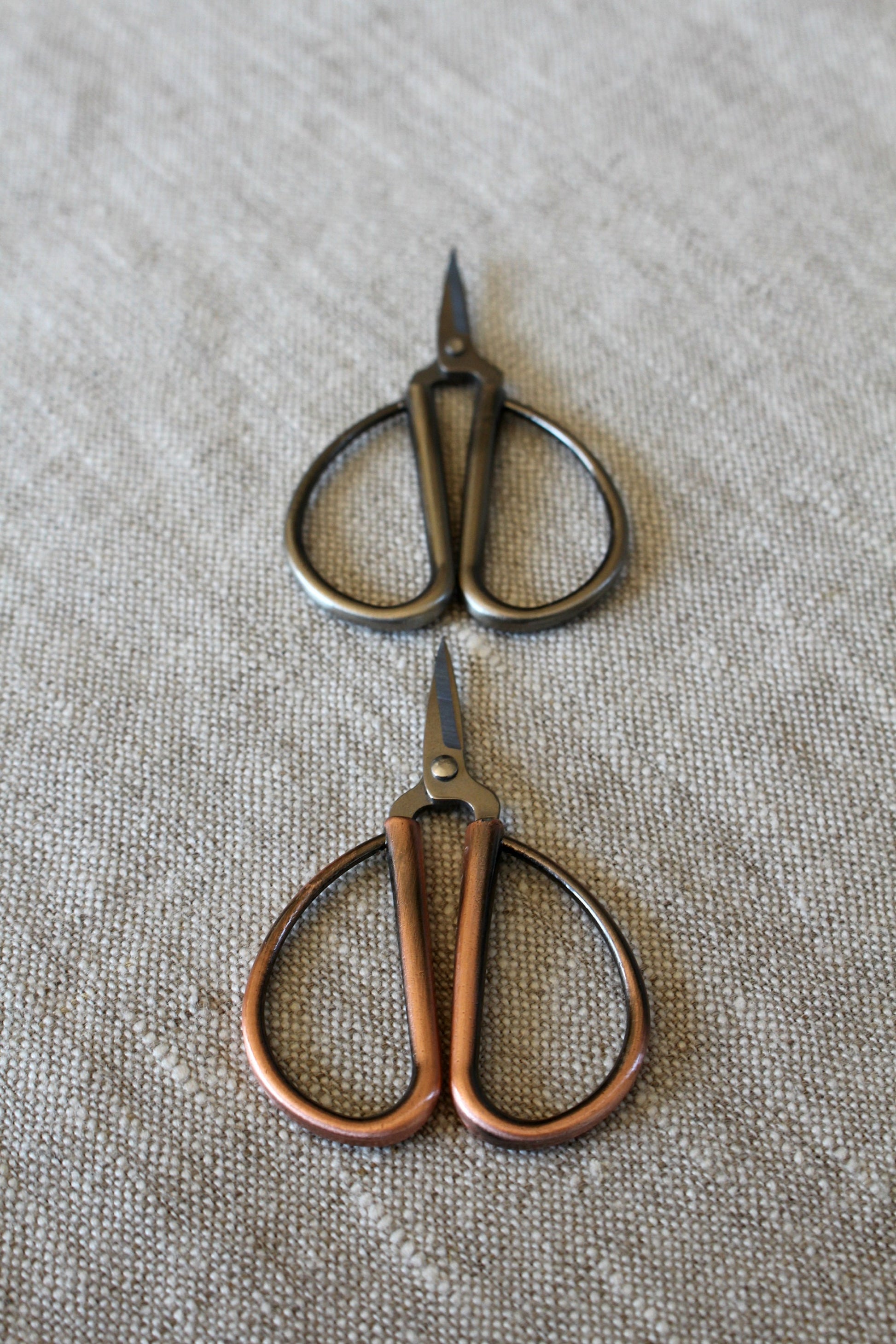 Mini Bonsai Snips • Minimalist Thread Snips in Antique Copper or Silver • Perfect Gift for Moms and Grandmothers That Sew
