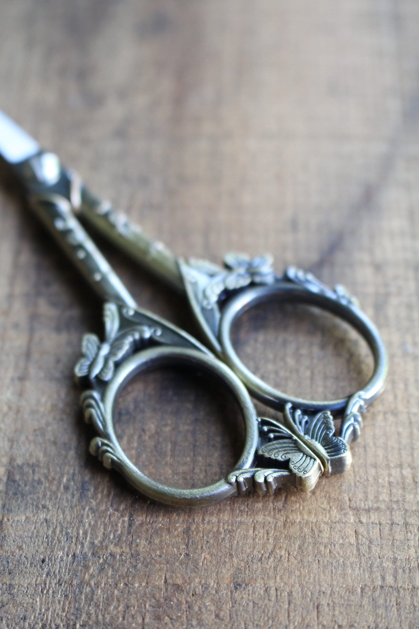 Butterfly Embroidery Scissors • Elegant Garden Theme Quilting Scissors in Antique Copper or Gold Finish • Gift for Quilters and Embroiderers