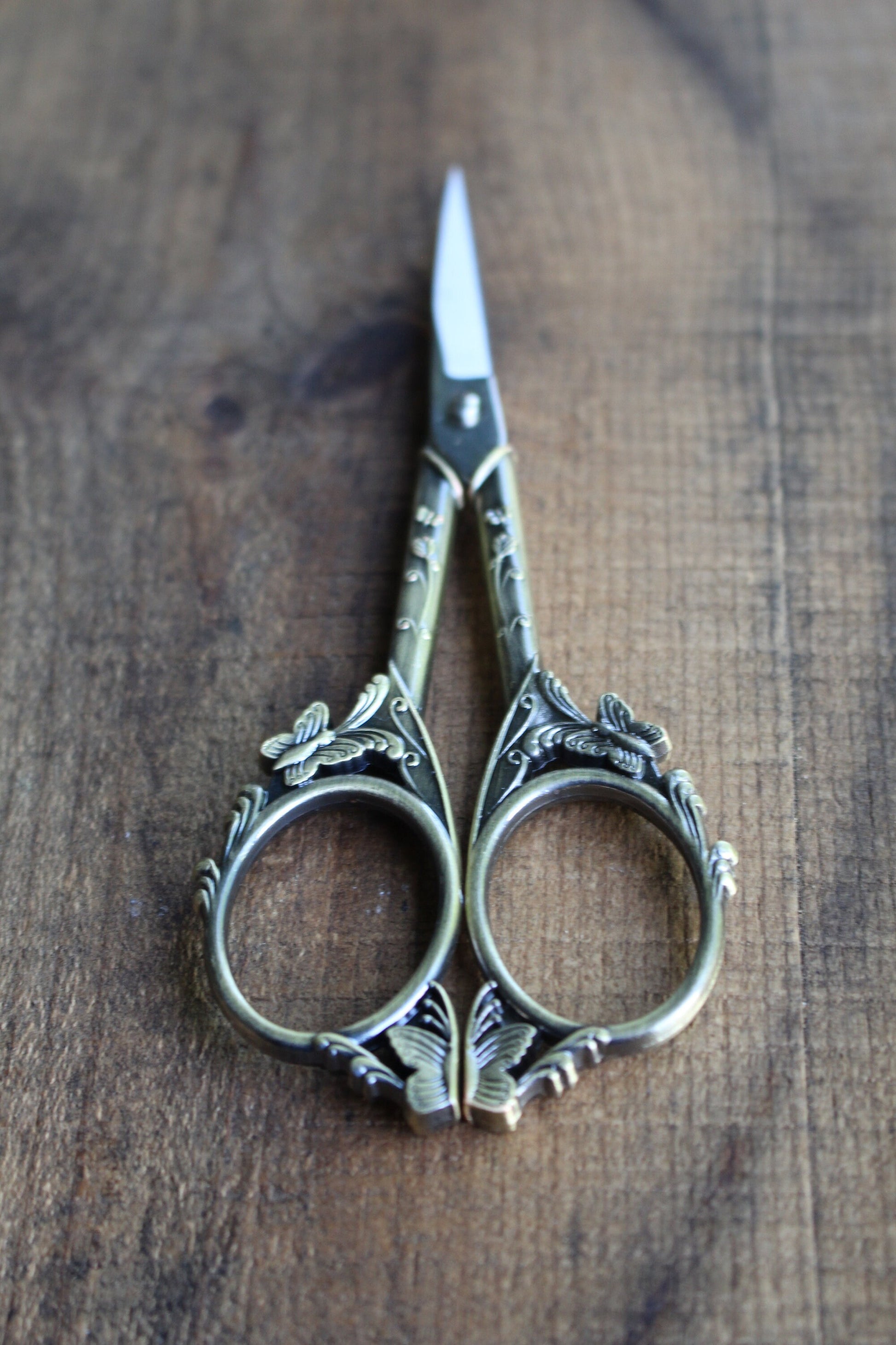 Butterfly Embroidery Scissors • Elegant Garden Theme Quilting Scissors in Antique Copper or Gold Finish • Gift for Quilters and Embroiderers