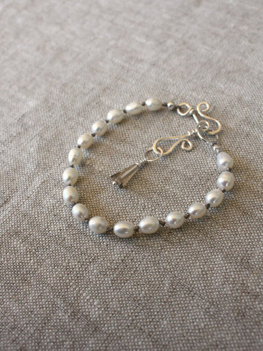 Bracelet for Knitters • Wool & Wire / Stitch Marker Pearl Bracelet • Unique Knitting Gift for Women