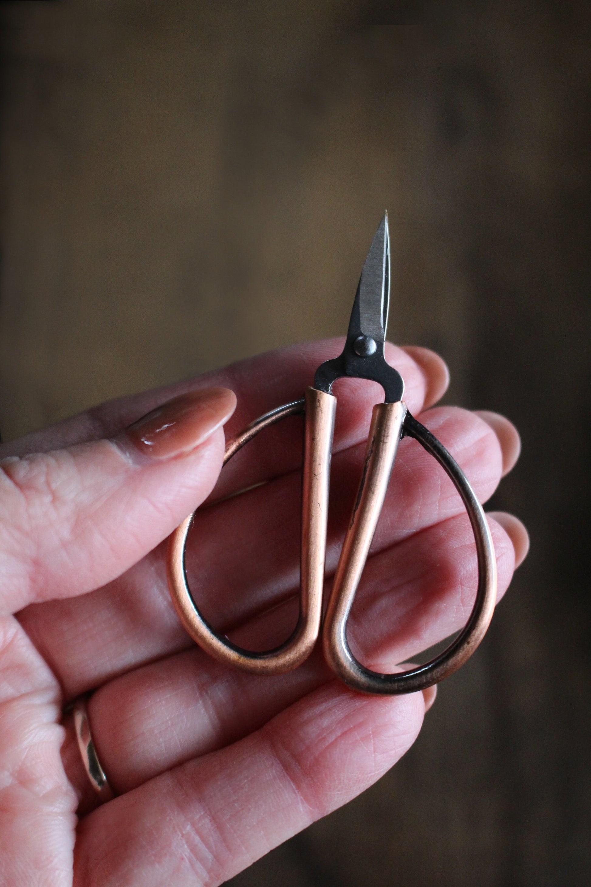 Mini Bonsai Snips • Minimalist Thread Snips in Antique Copper or Silver • Perfect Gift for Moms and Grandmothers That Sew
