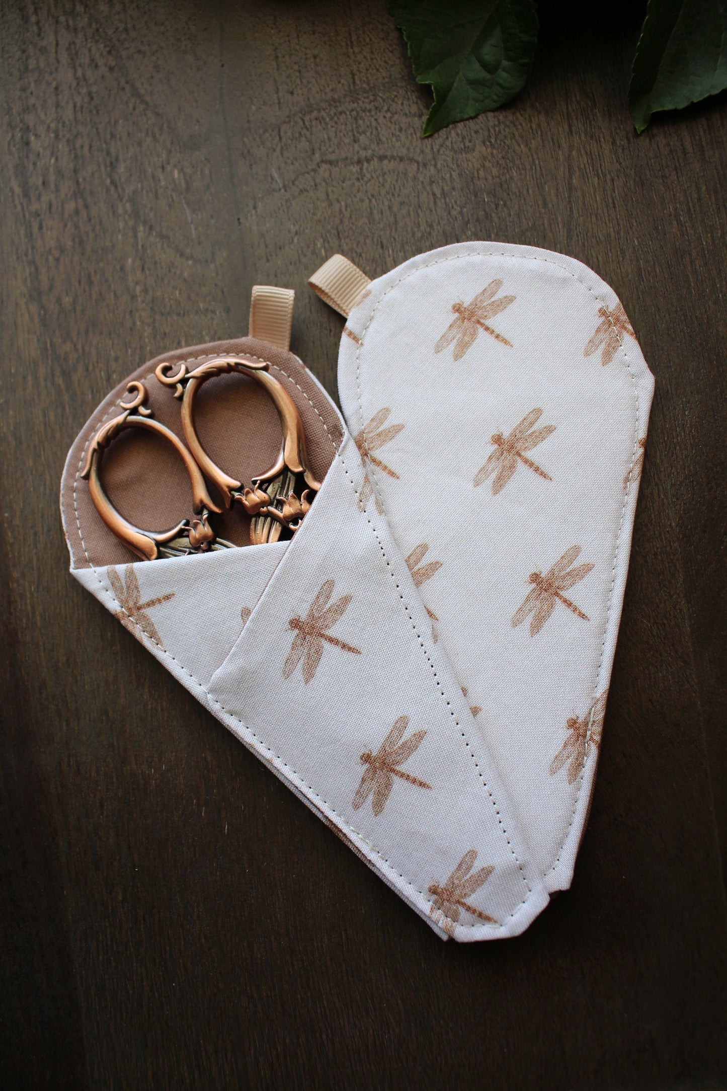 Dragonfly Scissor Sleeve