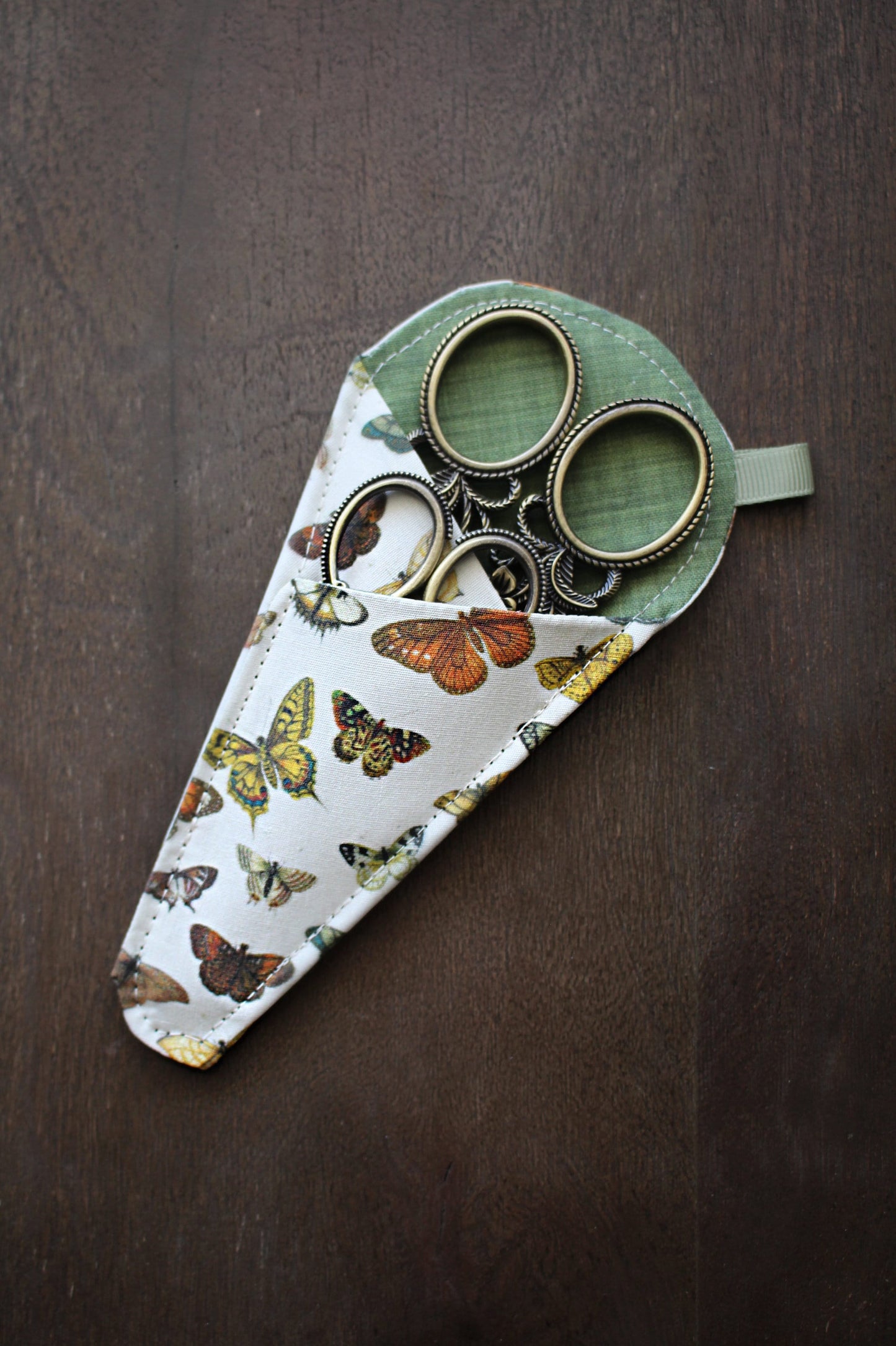 Butterfly Scissor Sleeve • Handsewn Case for Embroidery Scissors with Magnet and Pocket • Handmade Quilting Gift