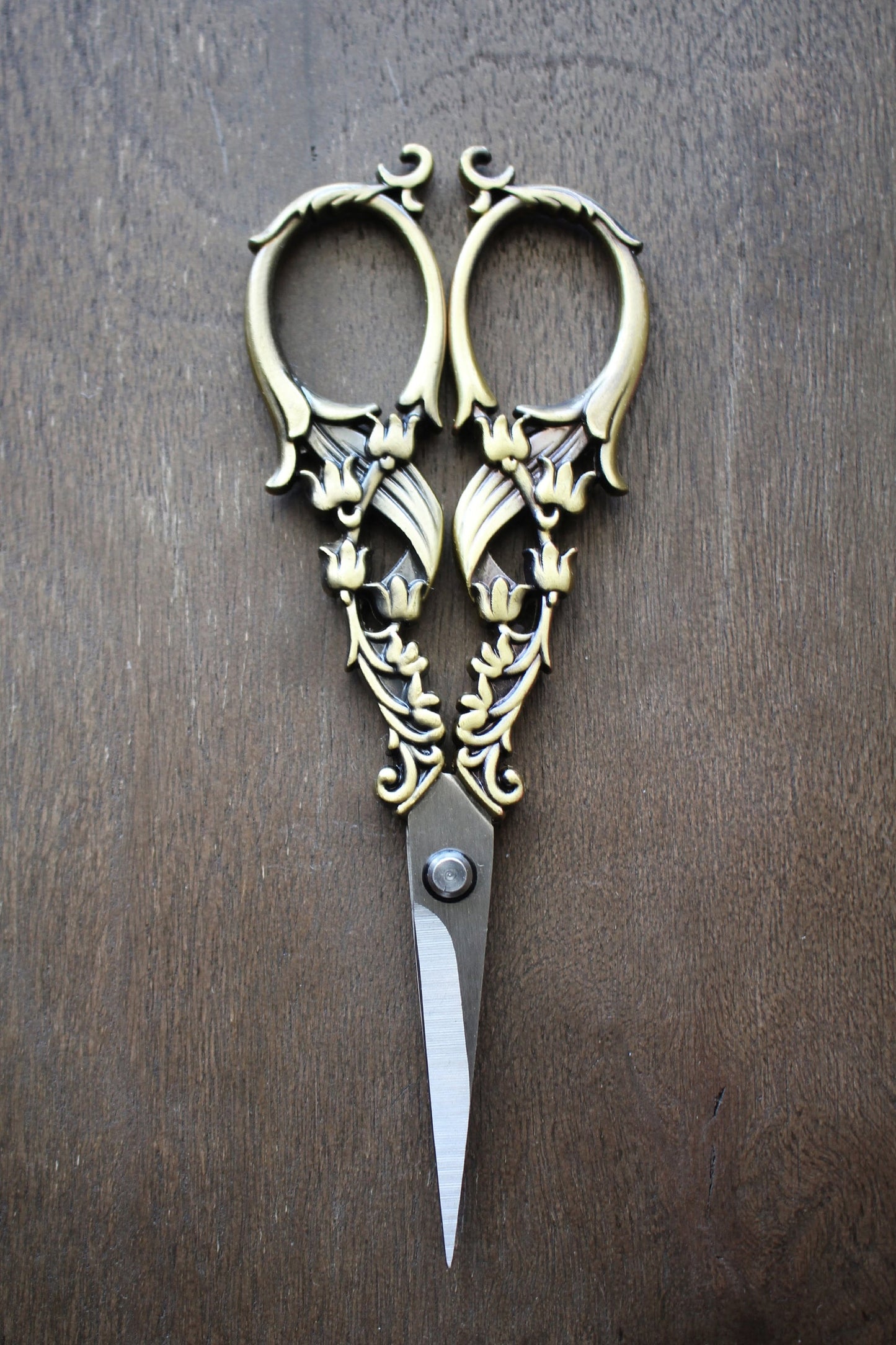 Tulip Garden Embroidery Scissors