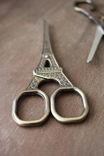 Eiffel Tower Scissors