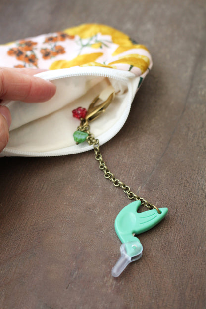 Hummingbird Needle Threader