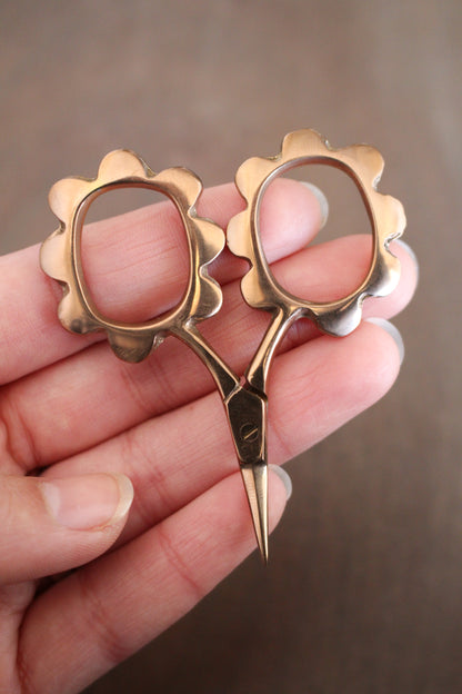 Mini Rosebud Snips