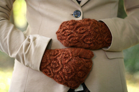 Ivy Trellis Mittens PDF Pattern