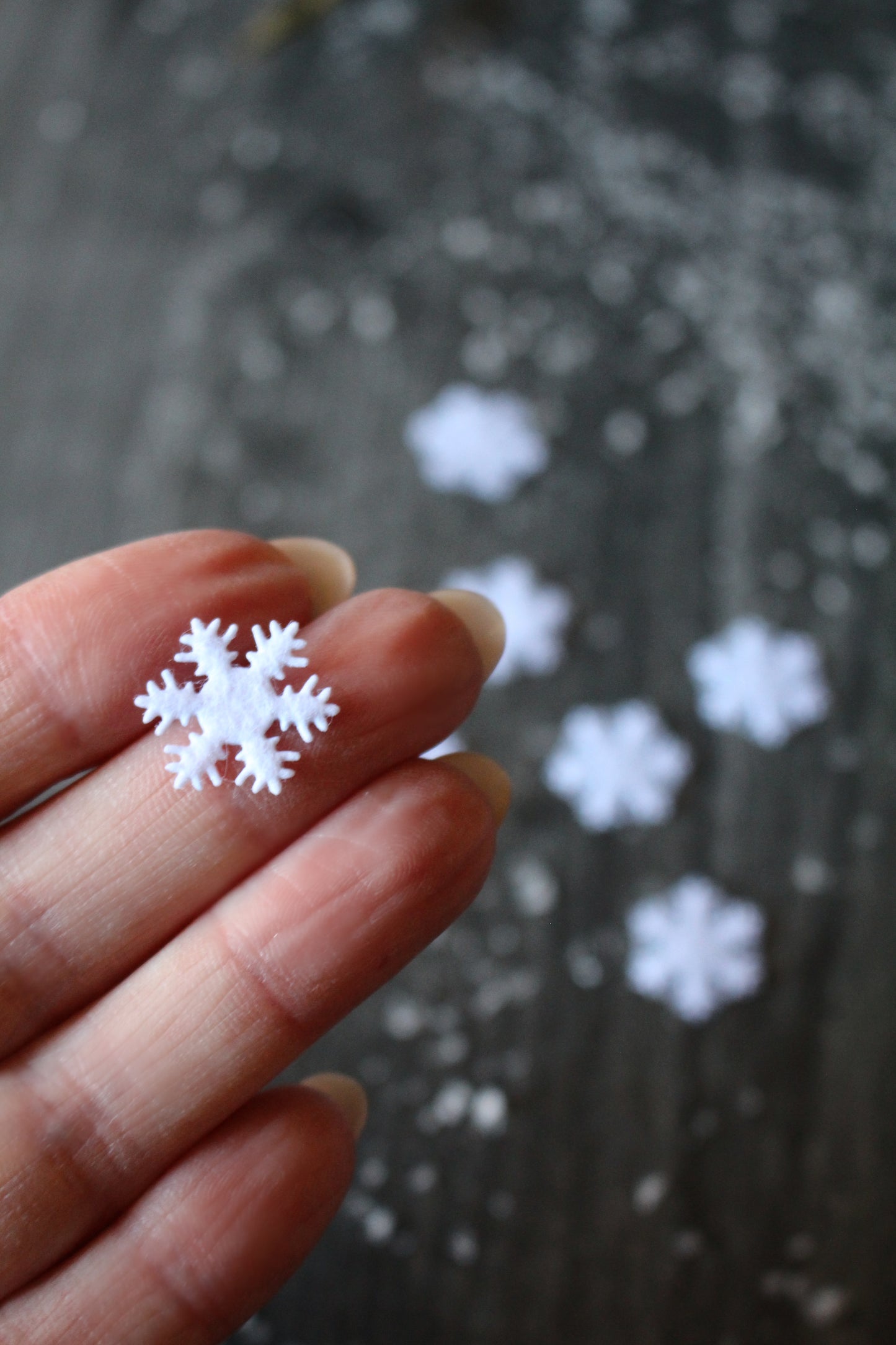 MINI FELT SNOWFLAKE APPLIQUES