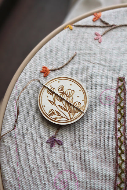 Wildflower Wooden Needle Minders