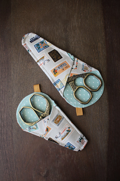 World Traveler Scissor Sleeve