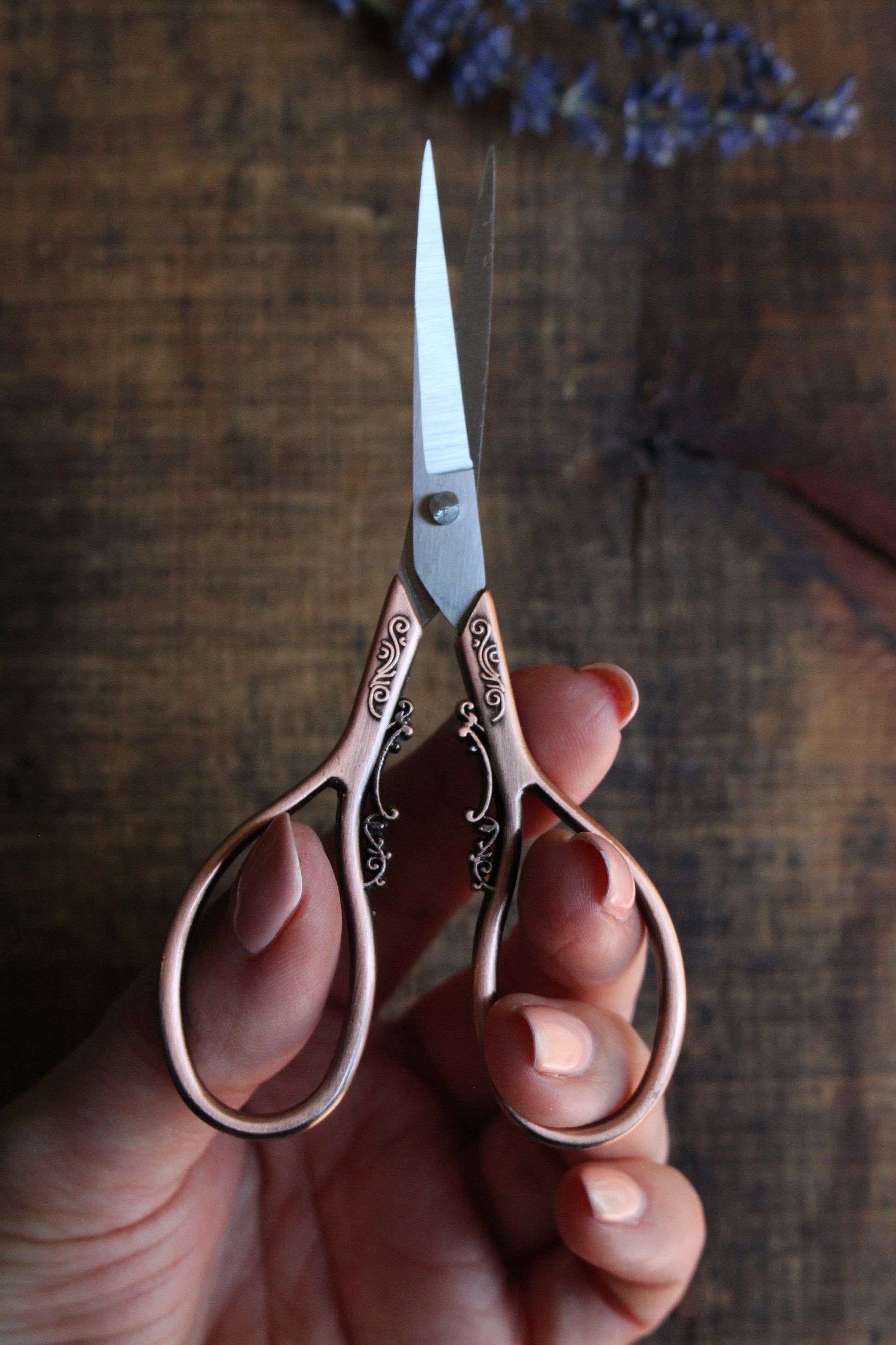 Floral Teardrop embroidery scissors in antique copper