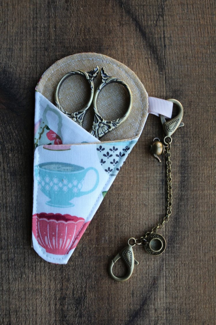 Afternoon Tea Bronze Scissor Chain • Handmade Accessory for Quilting Scissors • Unique Gift Ideas for Grandmas •  Handmade Embroidery Gift