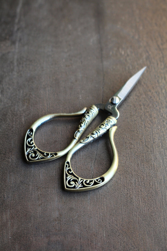 Secret Garden embroidery scissors in antique gold