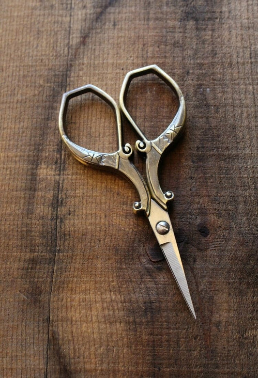 Square Handle Embroidery Scissors • Art Deco Style Quilting Scissors in Antique Gold Finish • Unique Gift for Vintage Lovers